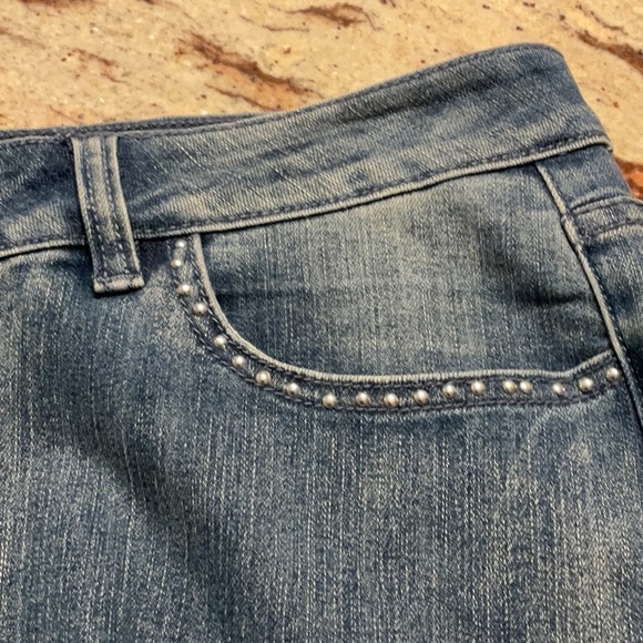 DENIM JEANS with SILVER STUDS. NWOT. - Picture 6 of 6